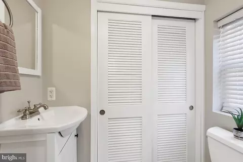 Bath - 906 13th St NE, Washington, DC 20002 photo 1 of 2
