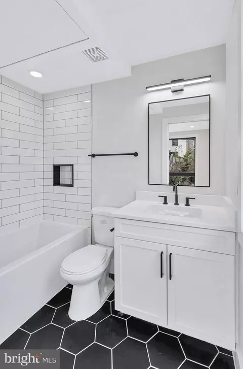 1026 18th St NE #2, Washington, DC 20002 photo 7