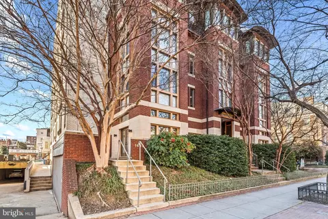 1622 18th St NW #A, Washington, DC 20009