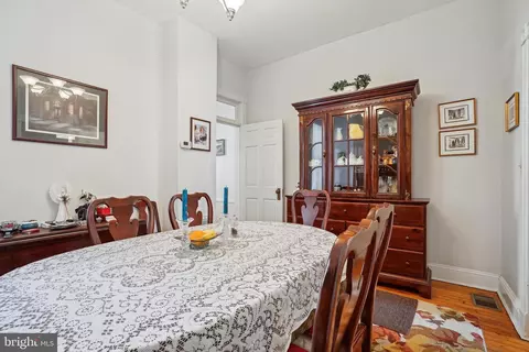 Dining - 1352 Independence Ave SE, Washington, DC 20003 photo 2 of 2
