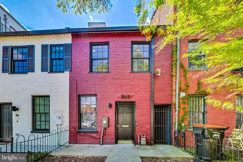 817 L St SE, Washington, DC 20003