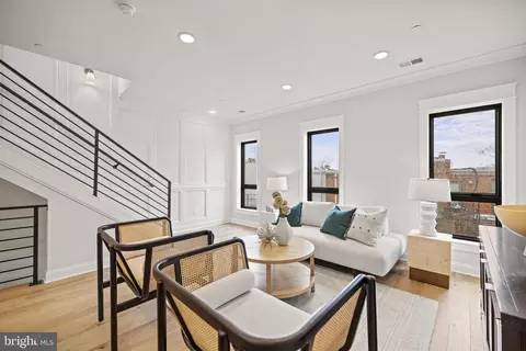 Living - 217 16th St NE #6, Washington, DC 20002 photo 1 of 3