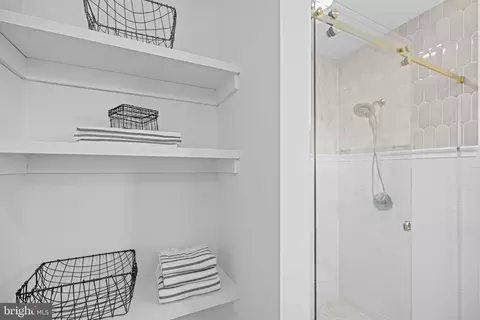 Bath - 217 16th St NE #9, Washington, DC 20002 photo 3 of 4