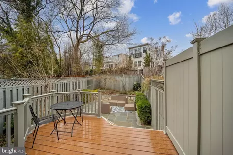 4421 Macarthur Blvd NW, Washington, DC 20007