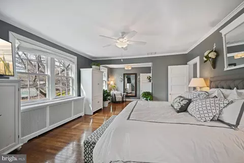 Bedroom - 2901 34th St NW, Washington, DC 20008 photo 4 of 19
