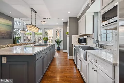 Kitchen - 2901 34th St NW, Washington, DC 20008 photo 5 of 7