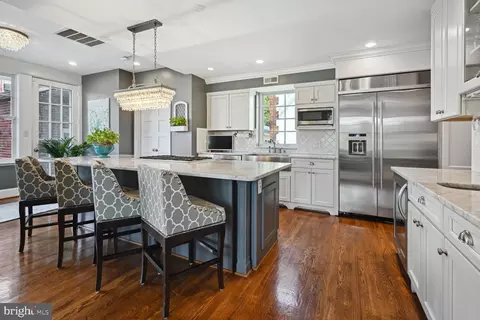 Kitchen - 2901 34th St NW, Washington, DC 20008 photo 3 of 7