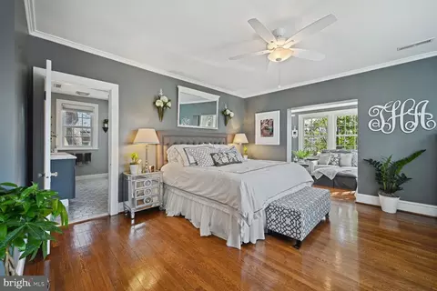 Bedroom - 2901 34th St NW, Washington, DC 20008 photo 1 of 19