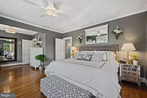 Bedroom - 2901 34th St NW, Washington, DC 20008 photo 5 of 19
