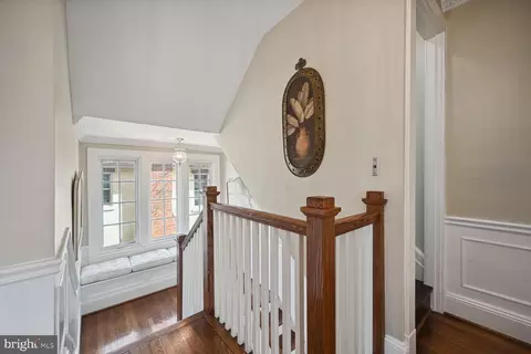 Entry Way - 2901 34th St NW, Washington, DC 20008 photo 5 of 6