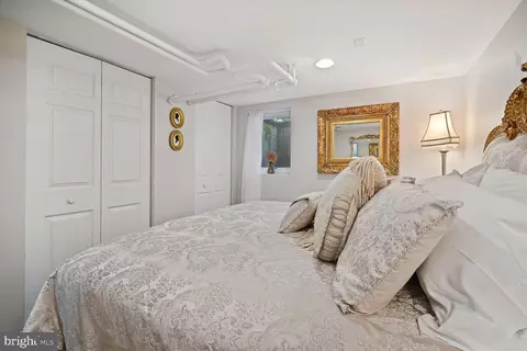 Bedroom - 2901 34th St NW, Washington, DC 20008 photo 18 of 19