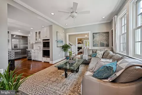 Living - 2901 34th St NW, Washington, DC 20008 photo 7 of 8