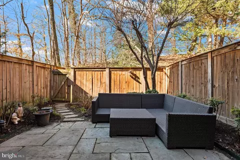 3936 Georgetown Ct NW, Washington, DC 20007 photo 12