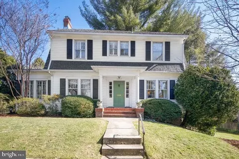 5447 Chevy Chase Pkwy NW, Washington, DC 20015