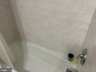 Bath - 119 13th St SE, Washington, DC 20003 photo 6 of 6