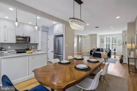 Dining - 119 13th St SE, Washington, DC 20003 photo 3 of 3