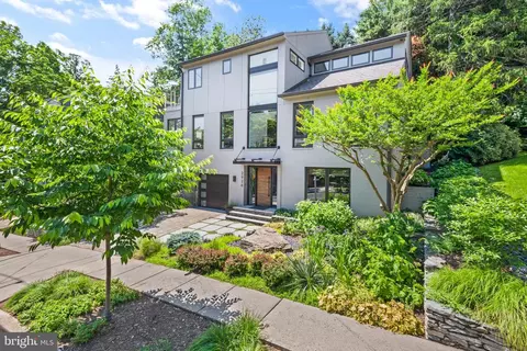 2926 Garfield St NW, Washington, DC 20008