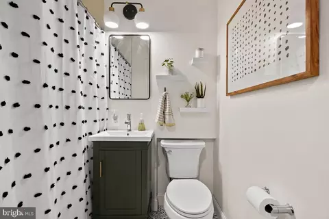 Bath - 4449 Volta Pl NW, Washington, DC 20007 photo 1 of 3