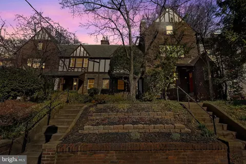 4449 Volta Pl NW, Washington, DC 20007