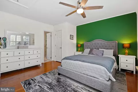 Bedroom - 4449 Volta Pl NW, Washington, DC 20007 photo 3 of 4