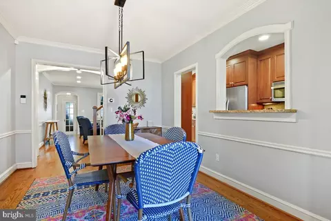 Dining - 4449 Volta Pl NW, Washington, DC 20007 photo 1 of 2