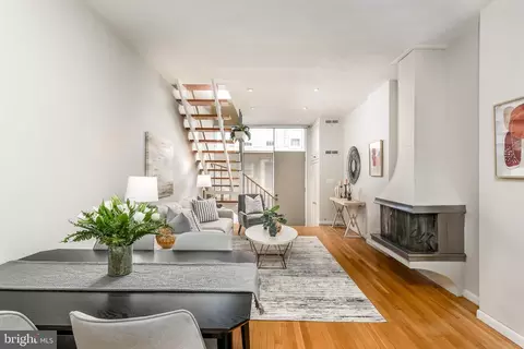 603 Browns Ct SE, Washington, DC 20003 photo 8