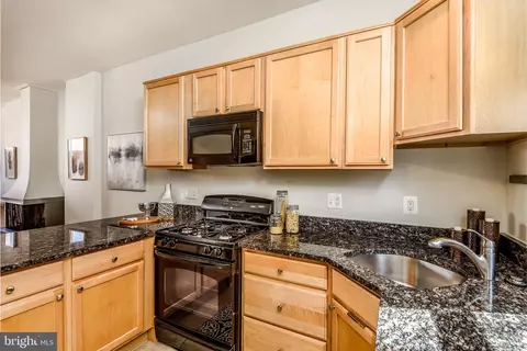 603 Browns Ct SE, Washington, DC 20003 photo 12