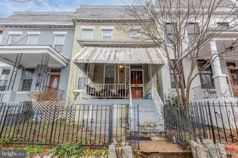 2725 11th St NW, Washington, DC 20001