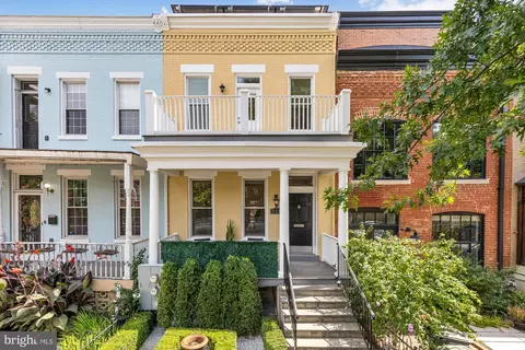 815 8th St NE, Washington, DC 20002