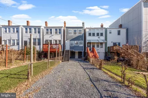 View/Area - 756 19th St NE, Washington, DC 20002 photo 1 of 6