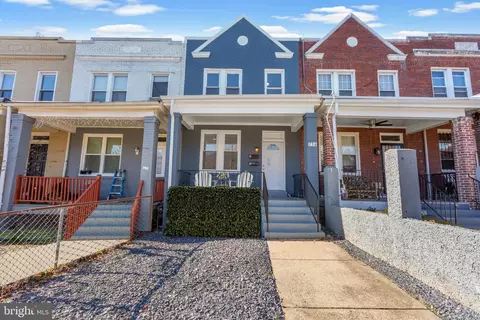 756 19th St NE, Washington, DC 20002