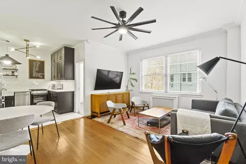 2737 Devonshire Pl NW #222, Washington, DC 20008
