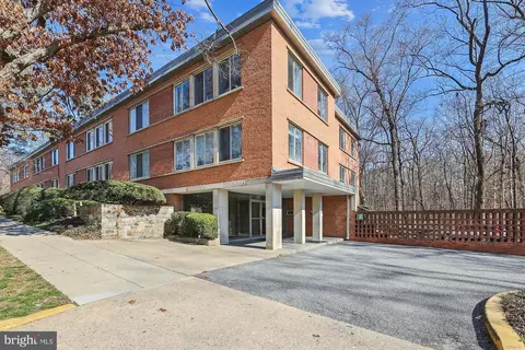 3033 New Mexico Ave NW #106, Washington, DC 20016