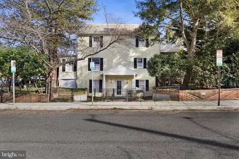 2021 Tunlaw Rd NW, Washington, DC 20007