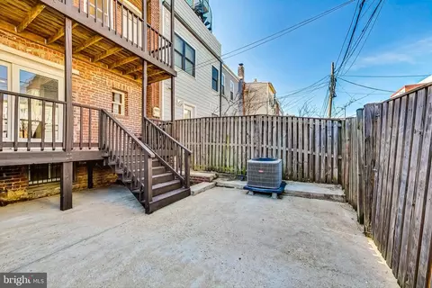 Exterior - 535 Gresham Pl NW, Washington, DC 20001 photo 9 of 9
