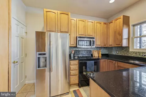 Kitchen - 535 Gresham Pl NW, Washington, DC 20001 photo 1 of 3