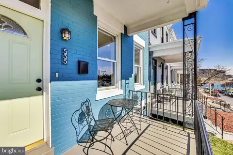 Exterior - 535 Gresham Pl NW, Washington, DC 20001 photo 2 of 9