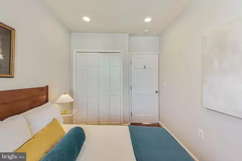 Bedroom - 535 Gresham Pl NW, Washington, DC 20001 photo 6 of 8