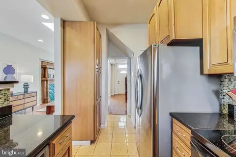 Kitchen - 535 Gresham Pl NW, Washington, DC 20001 photo 3 of 3