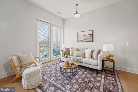 6803 Cameron Dr NW #307, Washington, DC 20012