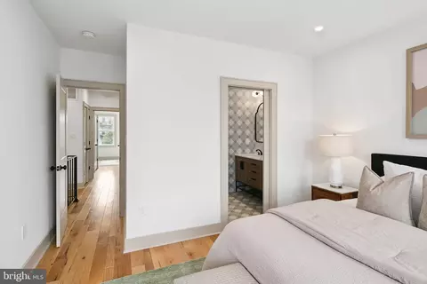Bedroom - 1613 E Capitol St SE, Washington, DC 20003 photo 4 of 10