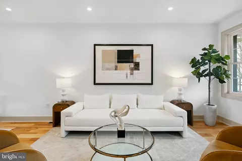Living - 1613 E Capitol St SE, Washington, DC 20003 photo 3 of 8