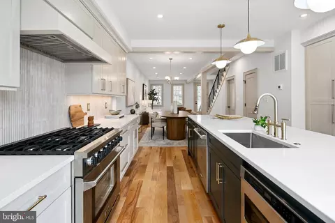 Kitchen - 1613 E Capitol St SE, Washington, DC 20003 photo 3 of 6