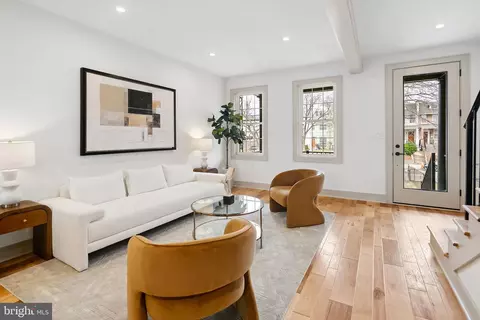 Living - 1613 E Capitol St SE, Washington, DC 20003 photo 4 of 8