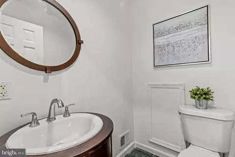 Bath - 611 10th St NE, Washington, DC 20002 photo 1 of 3