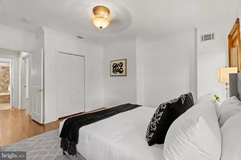 Bedroom - 611 10th St NE, Washington, DC 20002 photo 4 of 6