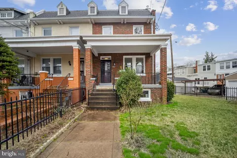 330 Missouri Ave NW, Washington, DC 20011