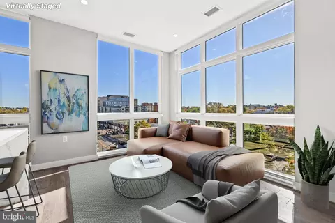 Exterior - 646 H St NE #504, Washington, DC 20002 photo 1 of 5