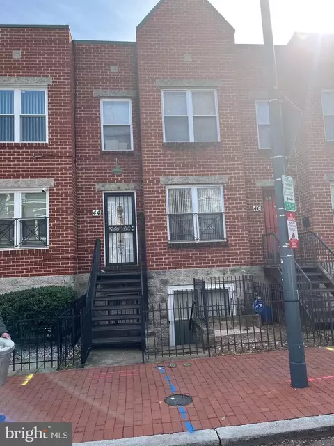 44 Hanover Pl NW, Washington, DC 20001