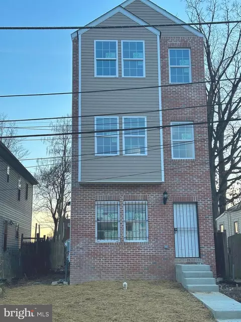 5217 Clay St NE, Washington, DC 20019